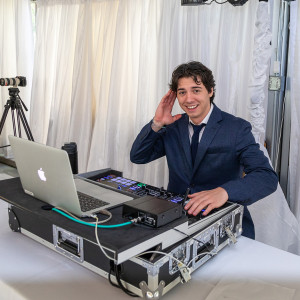 Wedding Host - Wedding DJ / Wedding Entertainment in San Marcos, Texas