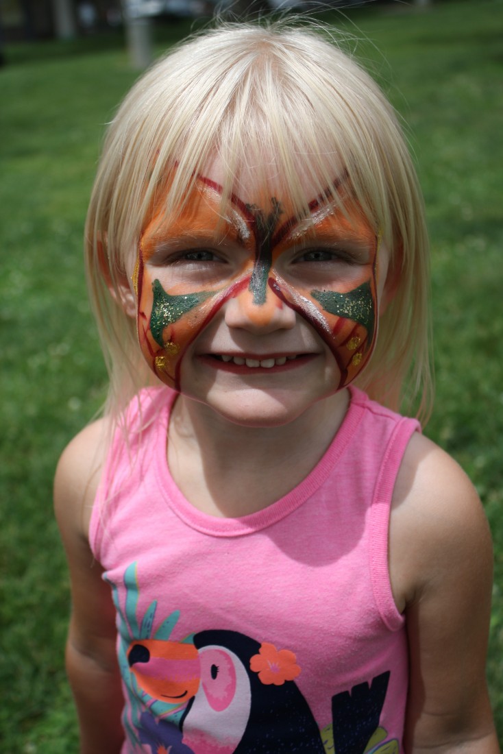 Hire Wee Yogi Bears Face Painter in Quincy, Illinois