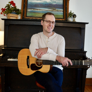 Will Hutchinson - Singing Guitarist / Wedding Musicians in Lincoln, Nebraska