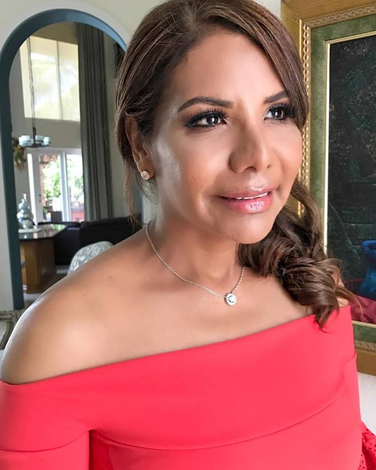 Hire Wink Beauty Bar, LLC Makeup by Jazmine Makeup Artist in Lake