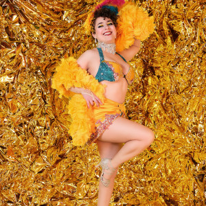 Winona J. Fox - Burlesque Entertainment / Dancer in Montreal, Quebec