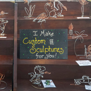 Wire Sculpture Live - Live Artwork / Wedding Favors Company in Key West, Florida