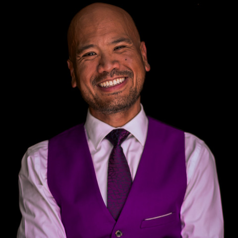 Hire The Man in the Purple Suit - Jonathan Molo - Comedy Magician in ...
