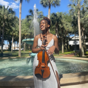 Zaria Graves - Viola Player in Miami, Florida