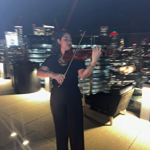 Angela Zorrilla - Violinist / Strolling Violinist in Hyde Park, Massachusetts